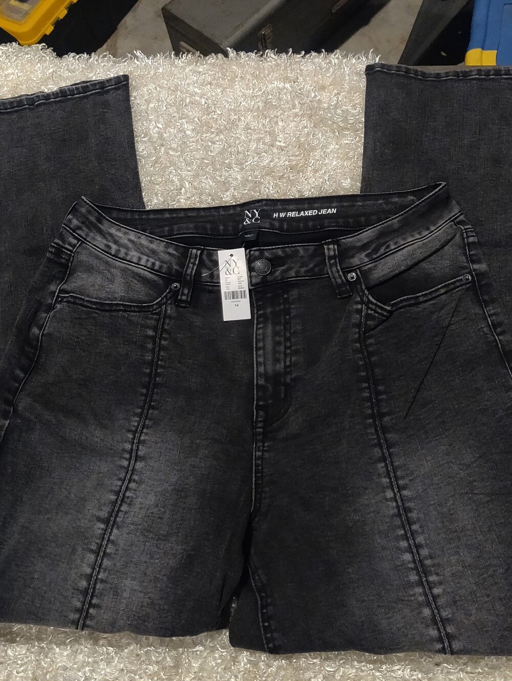 Women's NY&C HW Relaxed JeanHigh-Rise Black Wash Jeans - Picture 5 of 14